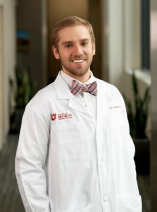 Picture of CDE: In-Person Lecture: Shucks: Extractions for the General Dentist