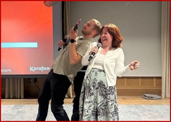 Picture of Diana Floss Karaoke Night